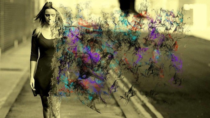 做客孩子临走时带走几只玩具,我的孩子抗拒并一直哭,要怎么开导?